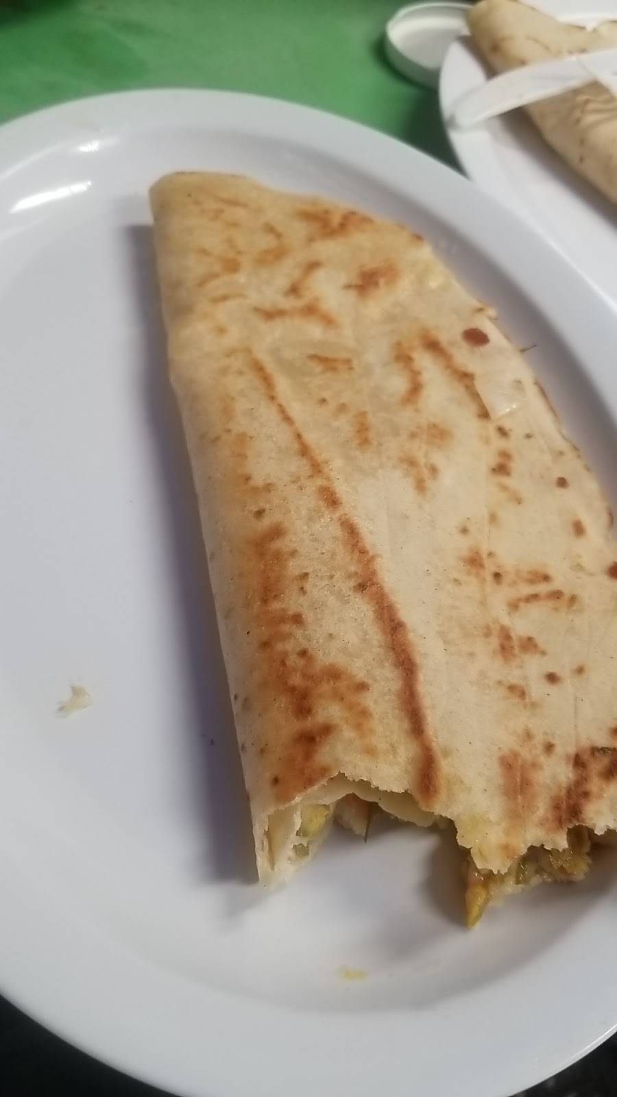 Taqueria la flama food truck | restaurant | 19044 108th Ave SE, Renton, WA 98055, USA | 4255249409 OR +1 425-524-9409