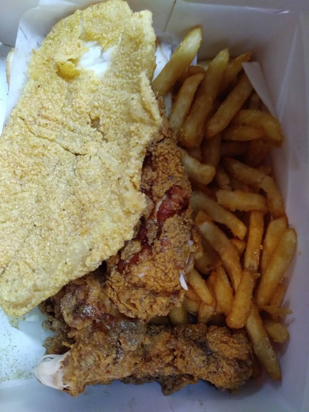 Hip Hop Fish & Chicken | restaurant | 227 E Baltimore St, Baltimore, MD 21202, USA | 4107277770 OR +1 410-727-7770