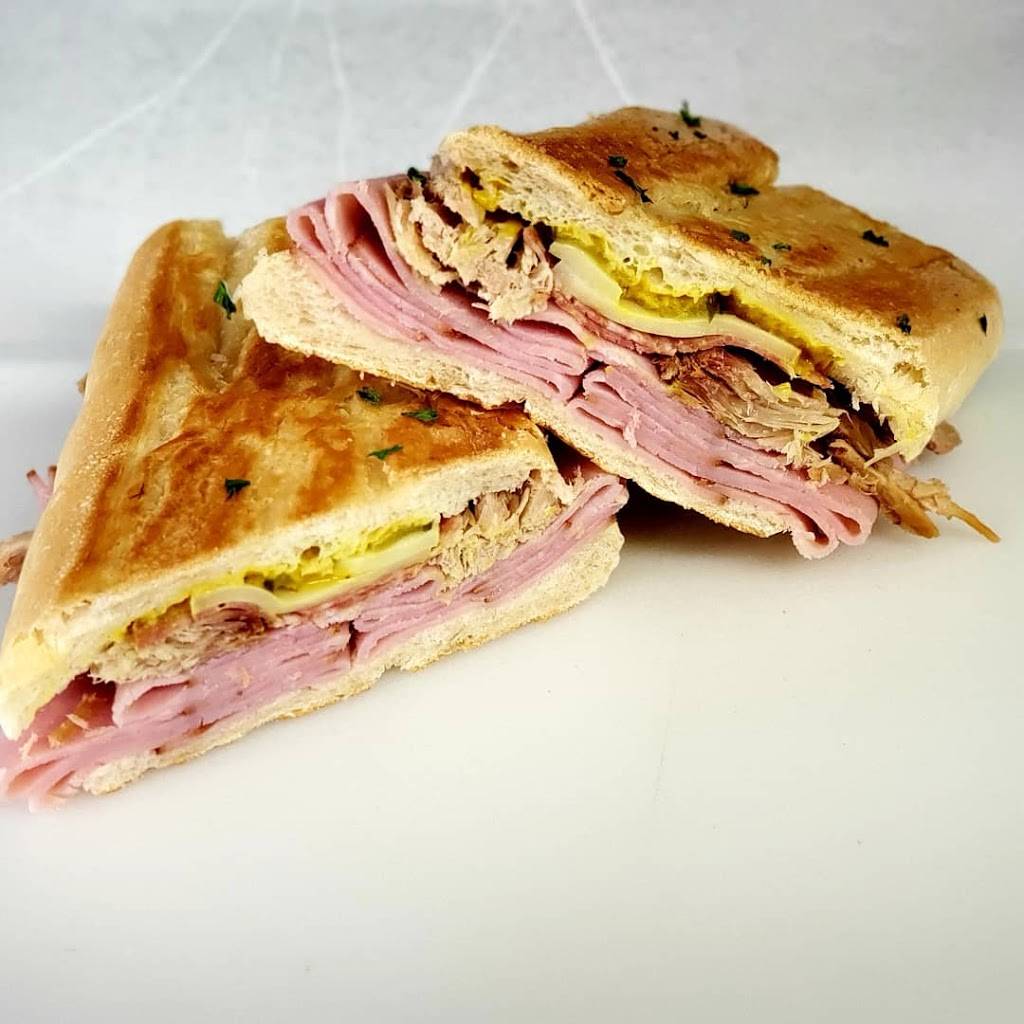 Cocos Food Truck | restaurant | 4210 E, US-92, Plant City, FL 33566, USA | 8139439663 OR +1 813-943-9663