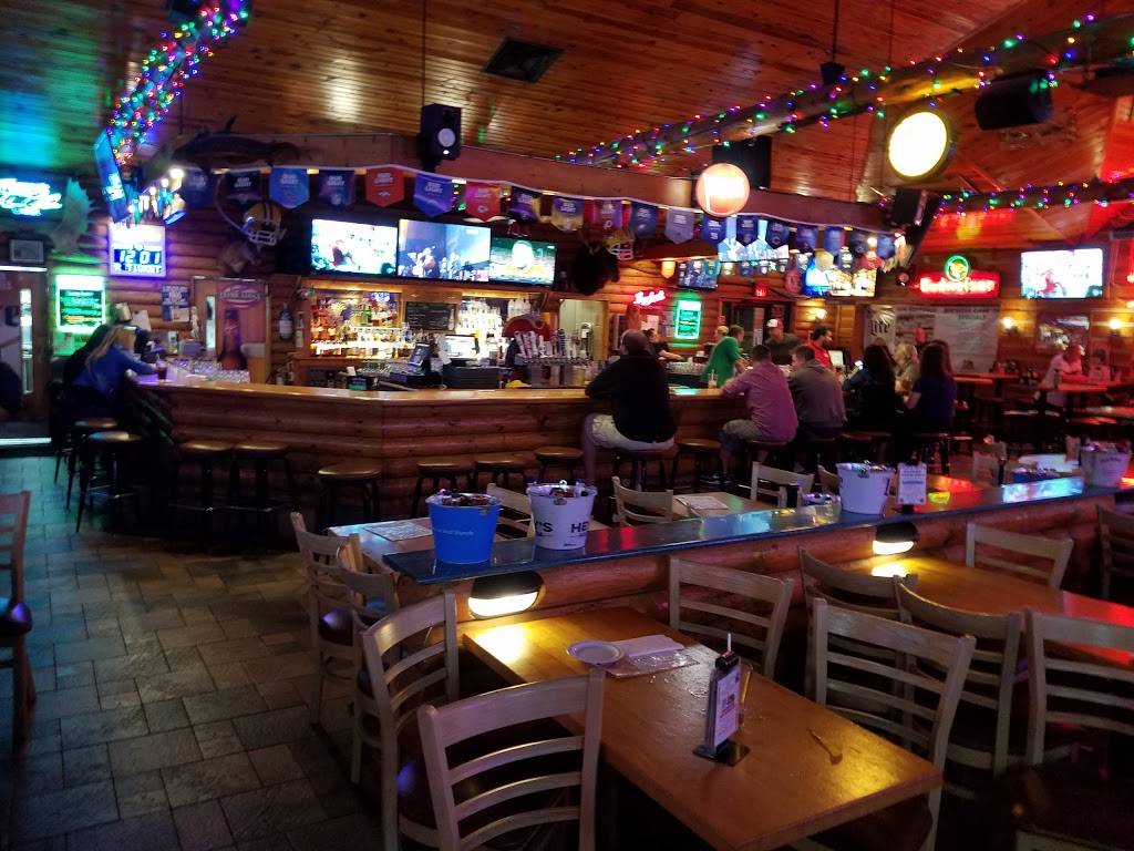 Club Paragon | restaurant | 3578 S 108th St, Greenfield, WI 53228, USA | 4145419270 OR +1 414-541-9270