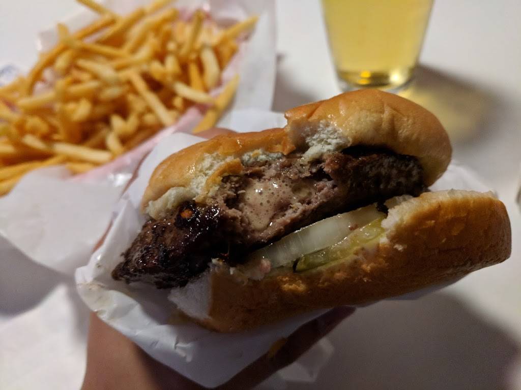 Matts Bar and Grill | restaurant | 3500 Cedar Ave, Minneapolis, MN 55407, USA | 6127227072 OR +1 612-722-7072