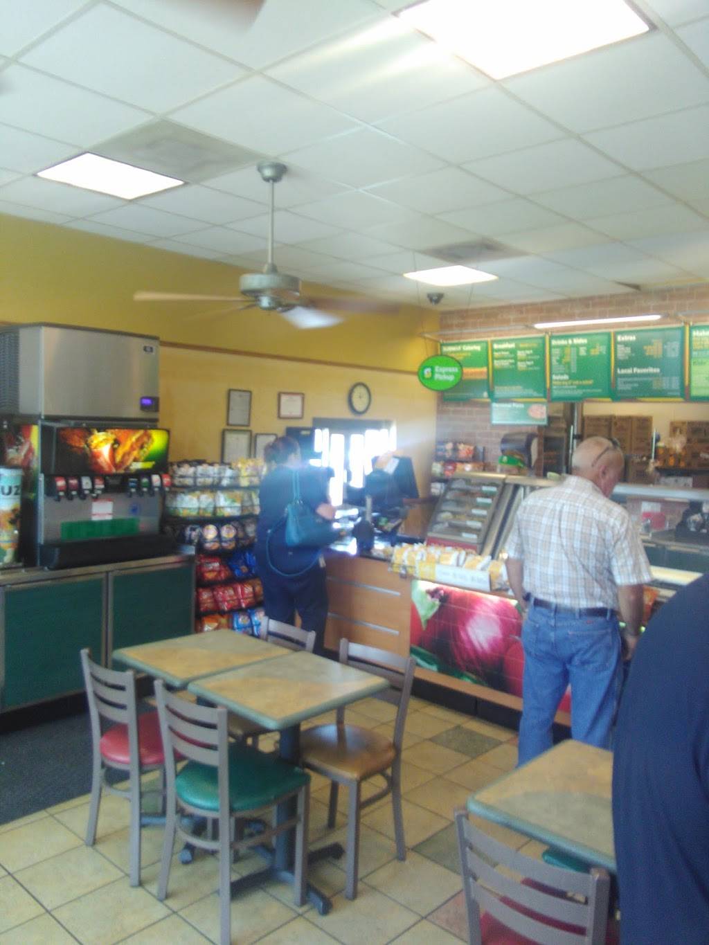 Subway | restaurant | 13425 W Andrew Johnson Hwy, Bulls Gap, TN 37711, USA | 4232357777 OR +1 423-235-7777