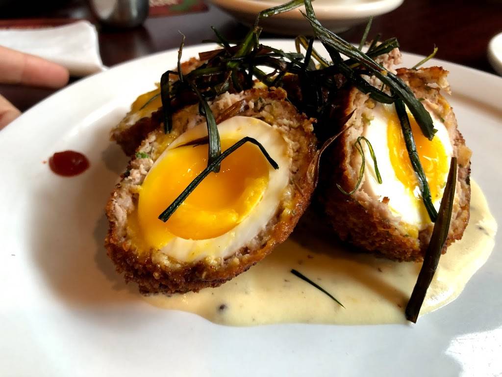 The Crafty Irishman Public House | restaurant | 1800 Main St, Dallas, TX 75201, USA | 9727077589 OR +1 972-707-7589