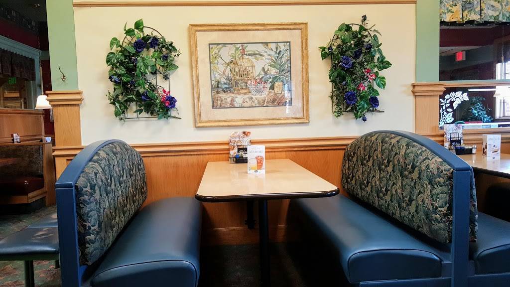 Perkins Restaurant & Bakery | restaurant | 250 Noble Creek Dr, Noblesville, IN 46060, USA | 3177762800 OR +1 317-776-2800