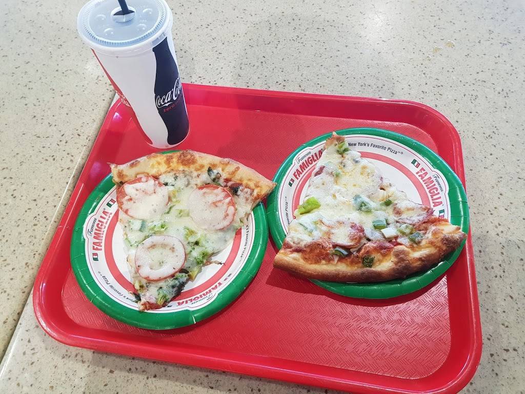 Famous Famiglia Pizzeria | restaurant | 2100 NW 42nd Ave, Miami, FL 33142, USA | 3058710559 OR +1 305-871-0559