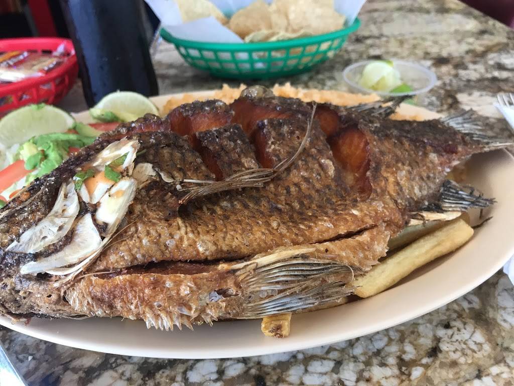 Cesars Tacos | restaurant | 4728 South Fwy, Fort Worth, TX 76115, USA | 8179207929 OR +1 817-920-7929