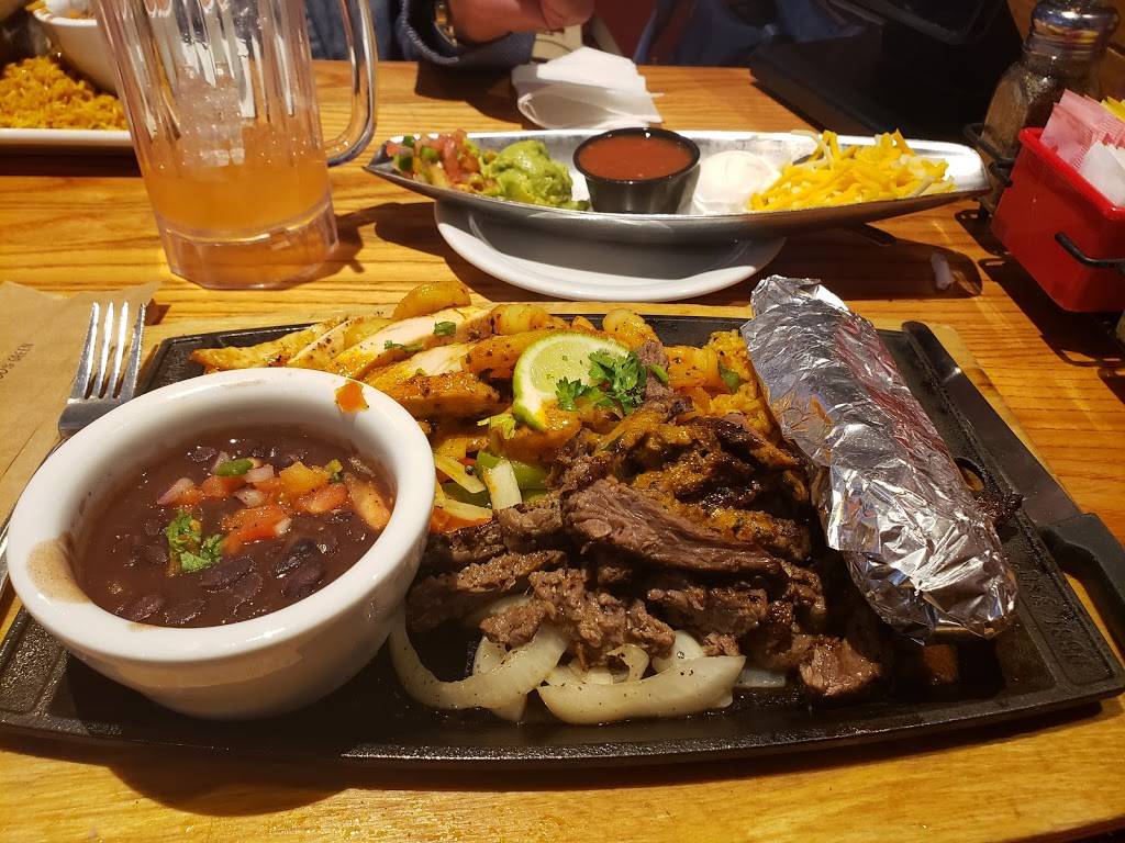 Chilis Grill & Bar | restaurant | 10021 Coors Blvd NW, Albuquerque, NM 87114, USA | 5058988861 OR +1 505-898-8861