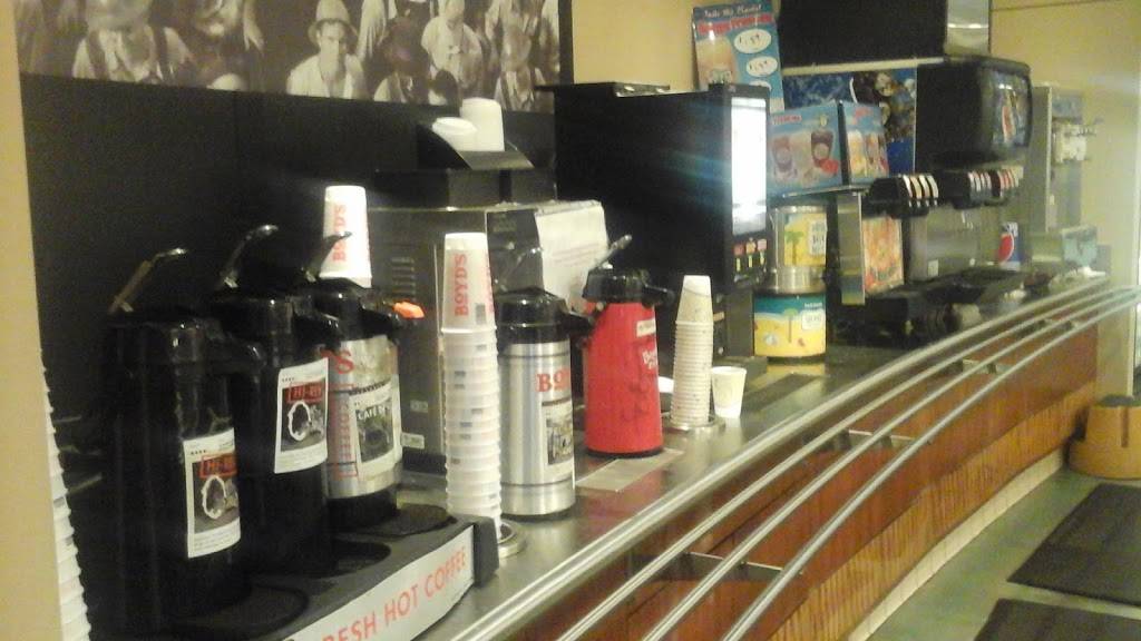 Crossroads Cafe | cafe | 4050 Taylor St, San Diego, CA 92110, USA | 6196886824 OR +1 619-688-6824