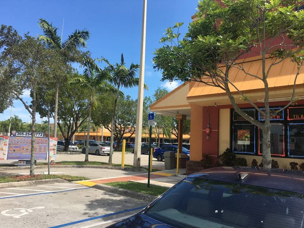 Snappers Fish And Chicken | restaurant | 9610 SW 160th St, Miami, FL 33157, USA | 3052540772 OR +1 305-254-0772