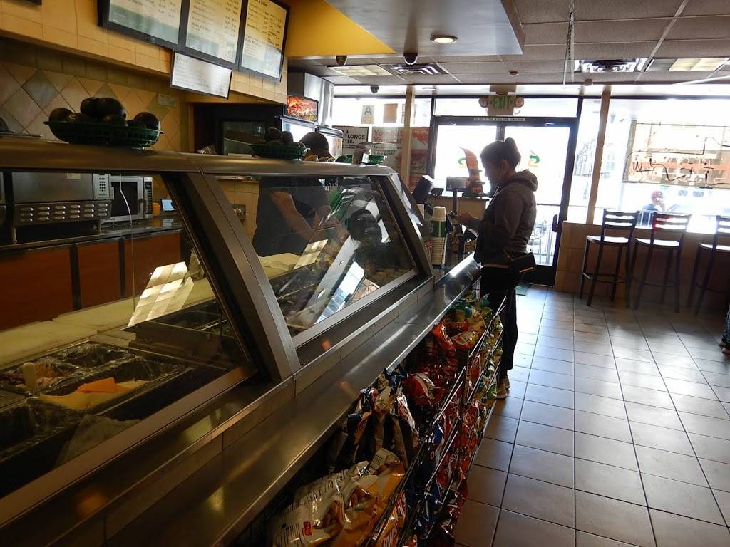Subway Restaurants | restaurant | 3895 Overland Ave, Culver City, CA 90232, USA | 3102870790 OR +1 310-287-0790