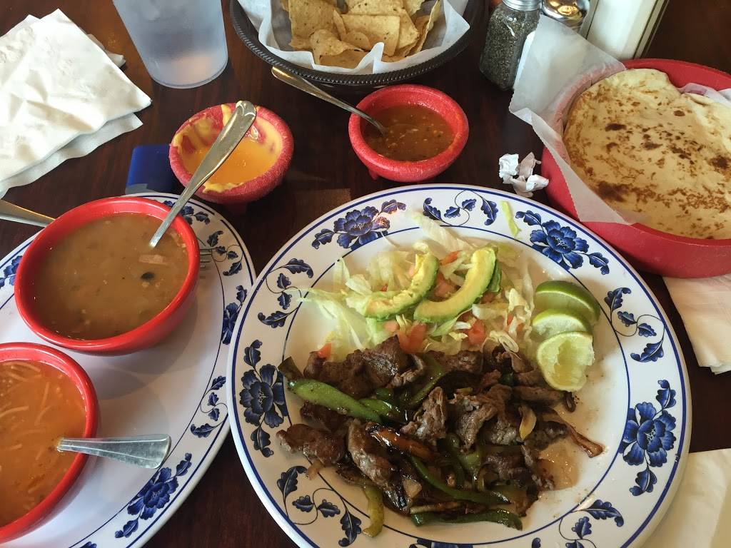 Las Sabrosas de Guanajuato | restaurant | 6825 San Pedro Ave, San Antonio, TX 78216, USA | 2107859211 OR +1 210-785-9211