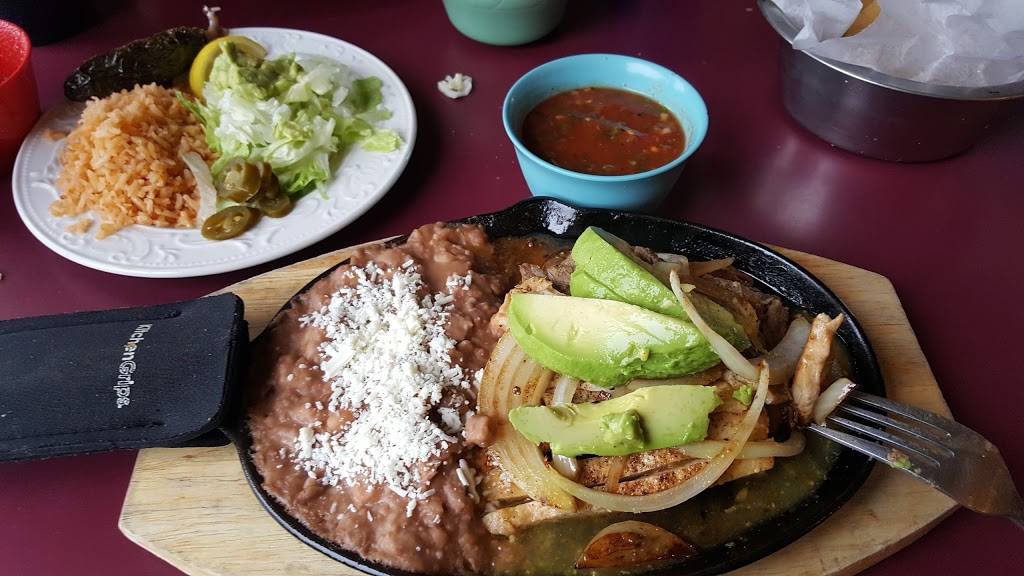 La Morenita Mexican | restaurant | 242 N Main St Suite C, Livingston, CA 95334, USA | 2093943349 OR +1 209-394-3349