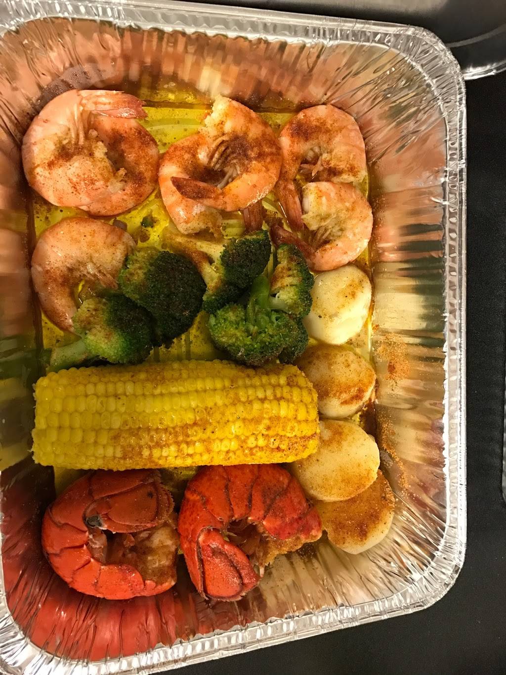 Fresh Gulf Seafood | restaurant | 2528 S 24th St, Philadelphia, PA 19145, USA | 2672731288 OR +1 267-273-1288