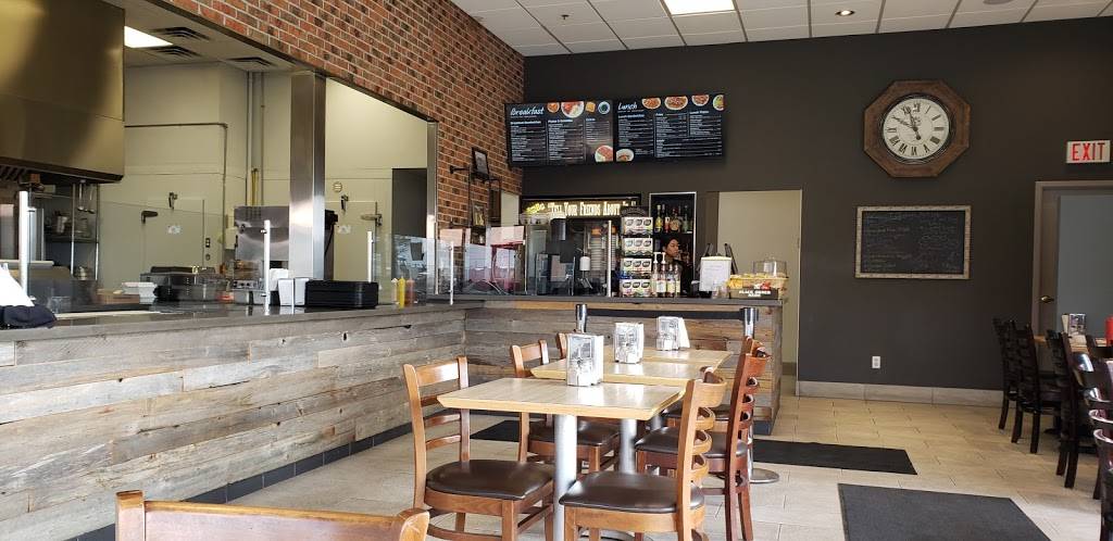 Samis Kitchen | restaurant | 1801 Britannia Rd E, Mississauga, ON L4W 1S6, Canada | 9056707565 OR +1 905-670-7565