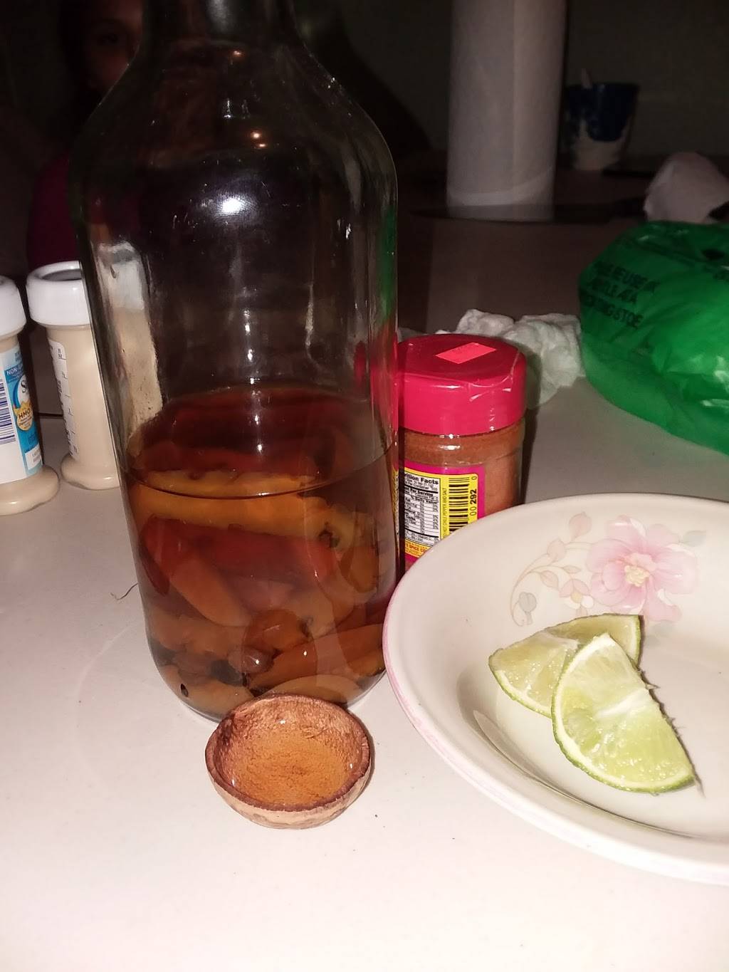 East Main Pizza | restaurant | 1175 E Main St, Bridgeport, CT 06608, USA | 2033360834 OR +1 203-336-0834