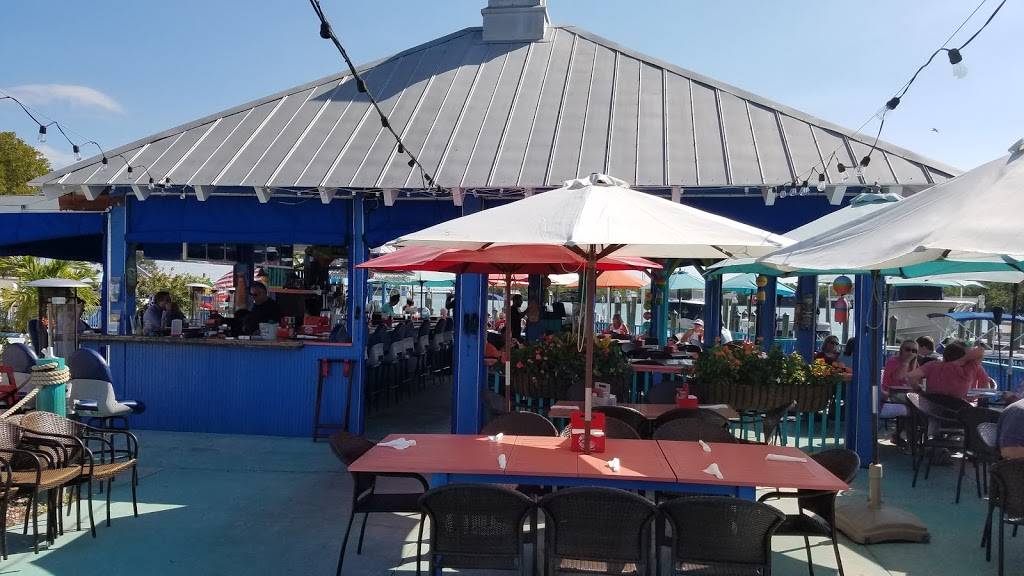 Island Gypsy Cafe & Marina Bar | restaurant | 292 Capri Blvd, Naples, FL 34113, USA | 2393941111 OR +1 239-394-1111
