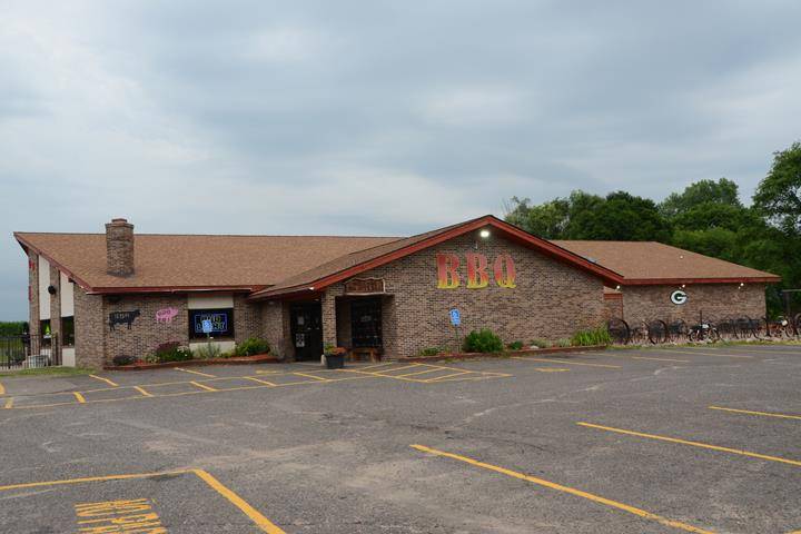 Big Guys BBQ Roadhouse | restaurant | 1237 WI-35, Hudson, WI 54016, USA | 7155496255 OR +1 715-549-6255