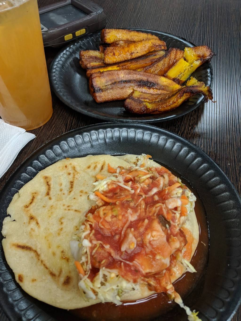 El Carrusel Bakery | restaurant | 6800 Reseda Blvd, Reseda, CA 91335, USA | 8183447696 OR +1 818-344-7696