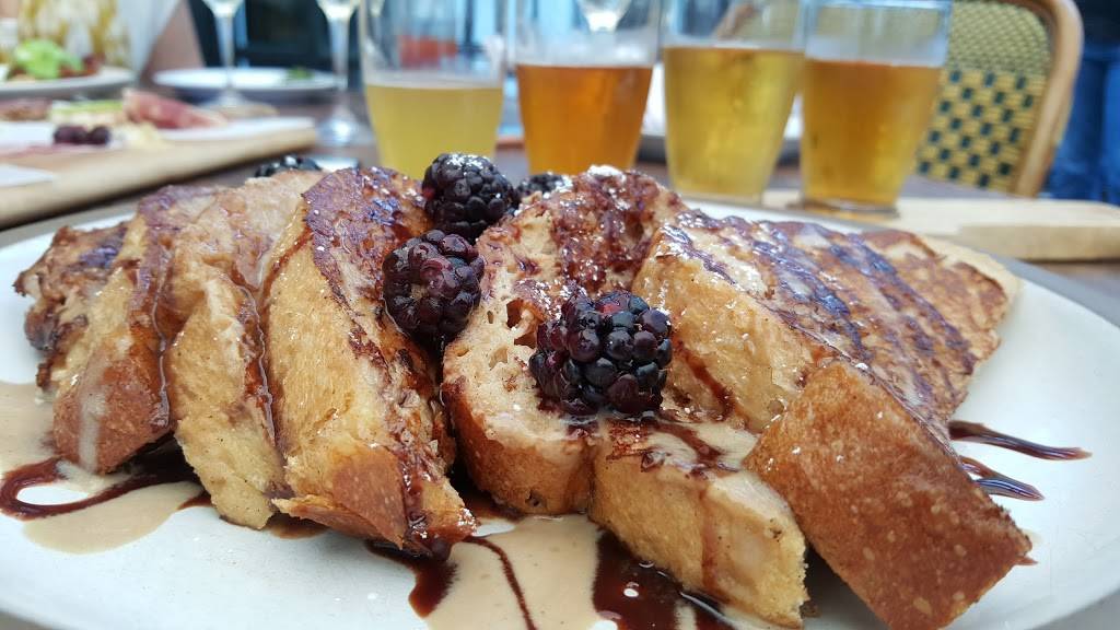 SideDoor | restaurant | 3801 East Coast Hwy, Corona Del Mar, CA 92625, USA | 9497174322 OR +1 949-717-4322