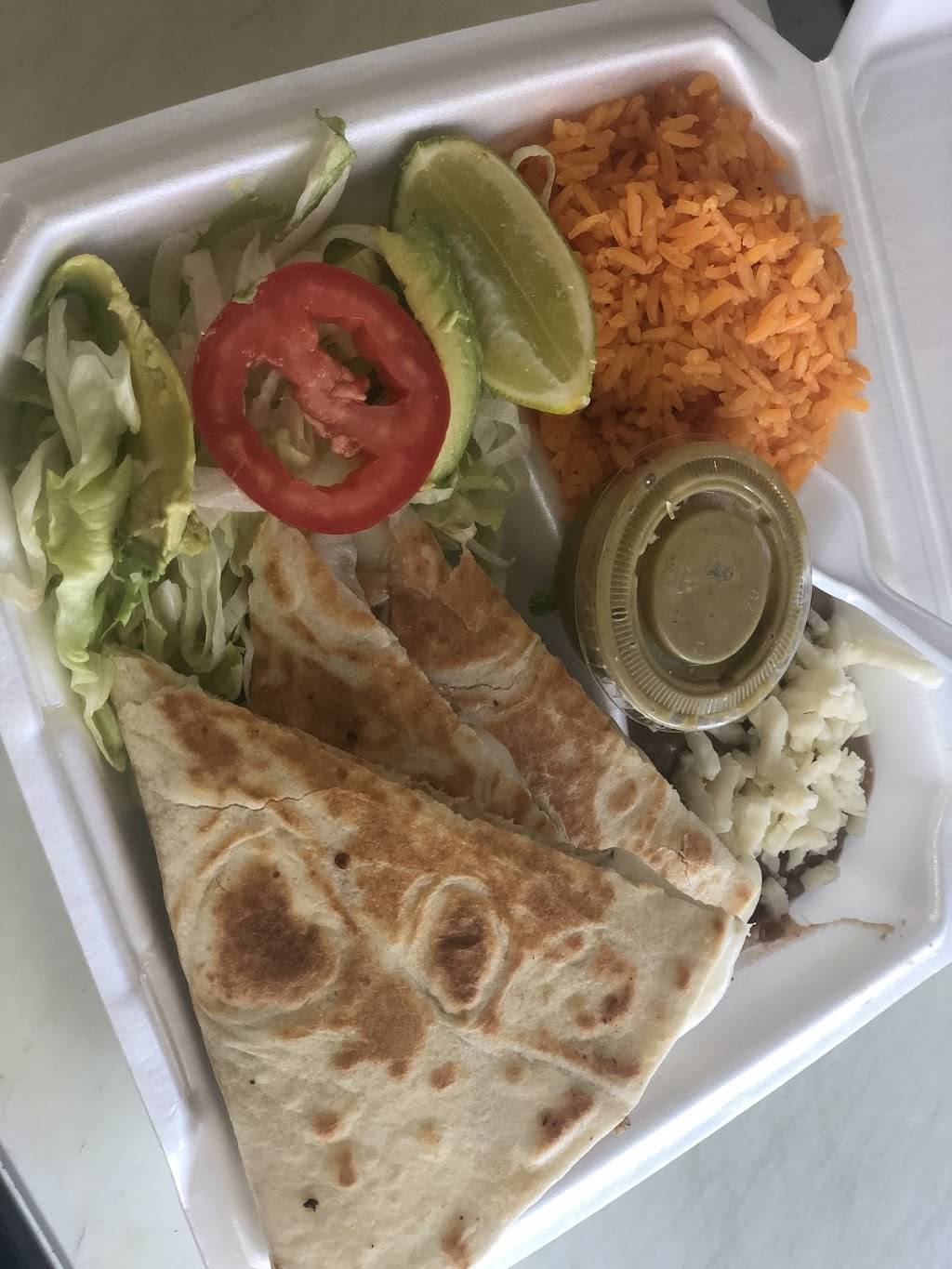 Betos Tacos Y Mas. | restaurant | 5600 McCart Ave #2421, Fort Worth, TX 76133, USA | 8172926845 OR +1 817-292-6845