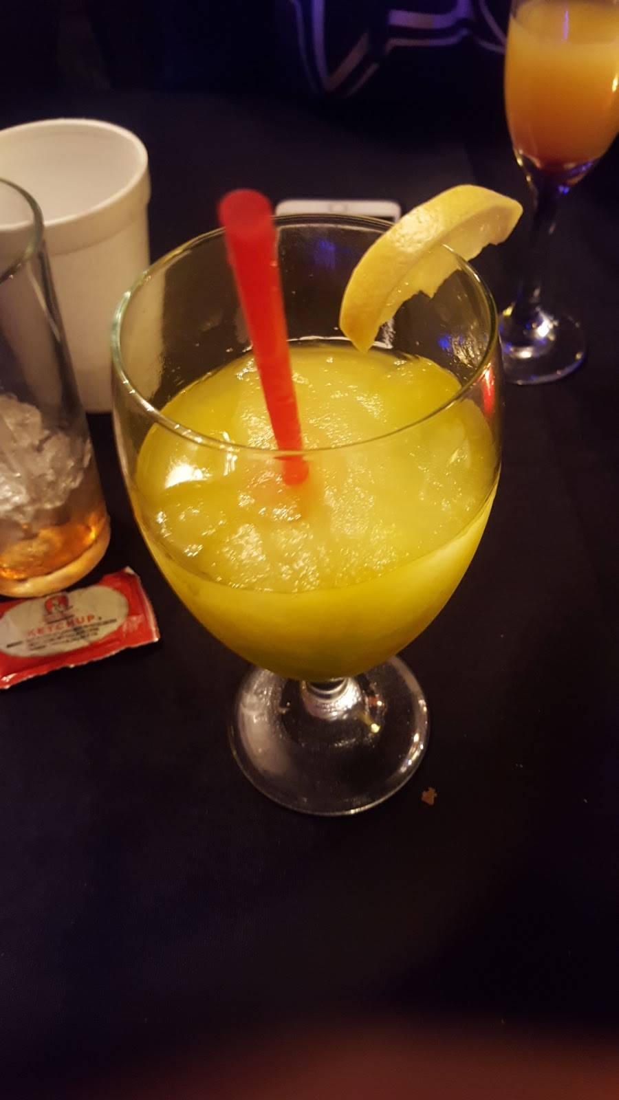 DelShawns Daiquiri, Blues and Good Food | restaurant | 3516 E Lancaster Ave, Fort Worth, TX 76103, USA | 6822839577 OR +1 682-283-9577