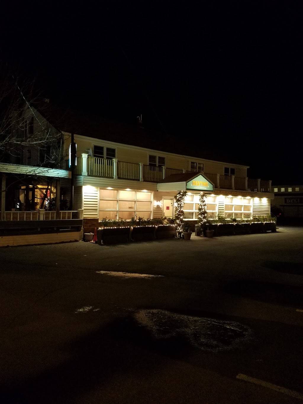 Destino Fiesta Mexicana | restaurant | 1 Church St, Chatham, NY 12037, USA | 5183926663 OR +1 518-392-6663