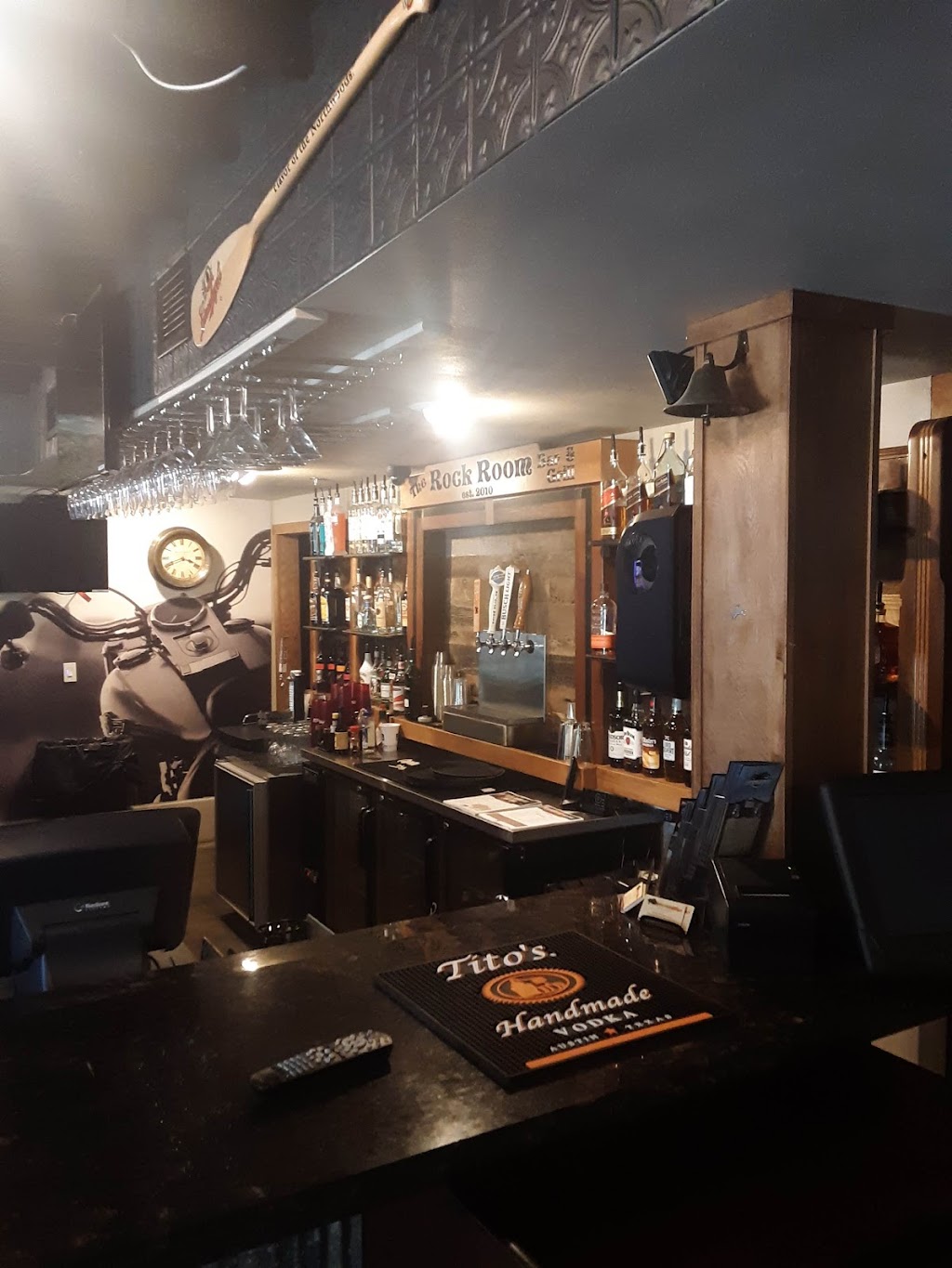 Rock Room Bar and Grill | restaurant | 1312 Coteau St, Gary, SD 57237, USA | 6052728888 OR +1 605-272-8888