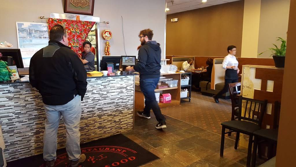 Rainbow Restaurant | restaurant | 22048 Farmington Rd, Farmington, MI 48336, USA | 2484278265 OR +1 248-427-8265