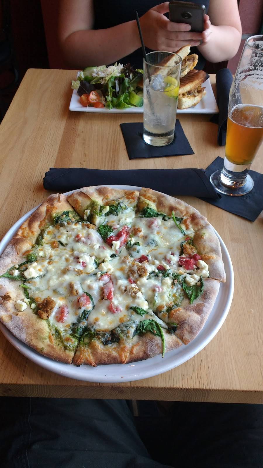 Napa Wood Fired Pizzeria | restaurant | 687 Moseley Rd, Fairport, NY 14450, USA | 5852235250 OR +1 585-223-5250