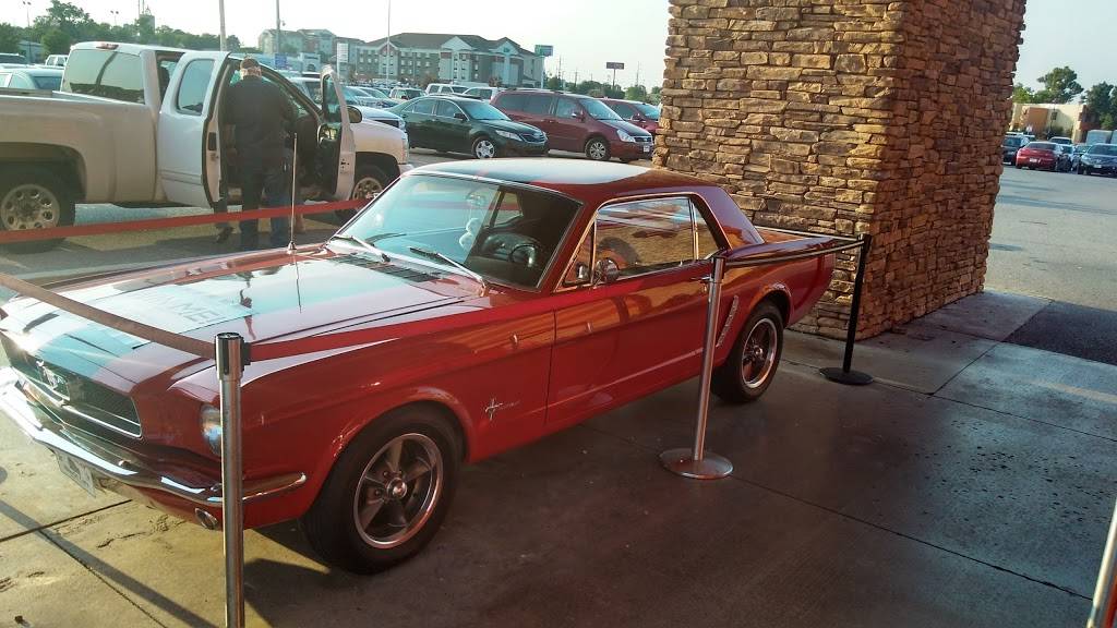 Comanche Nation Casino | restaurant | 402 SE Interstate Dr, Lawton, OK 73501, USA | 5802503030 OR +1 580-250-3030