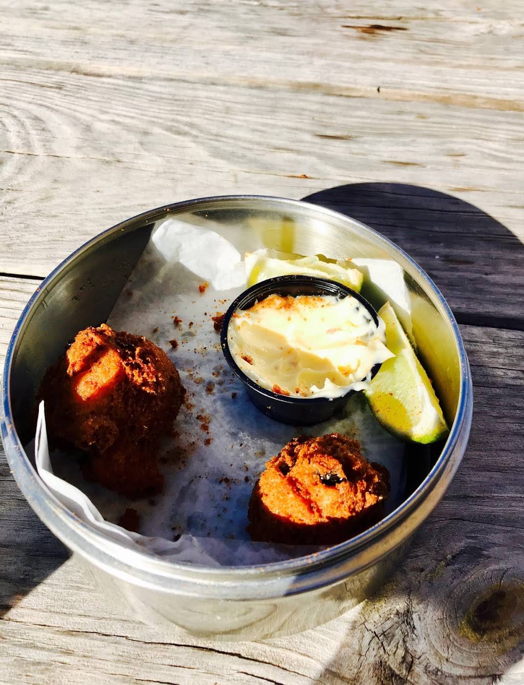 Shuck Shack | restaurant | 520 E Grayson St, San Antonio, TX 78215, USA | 2102367422 OR +1 210-236-7422