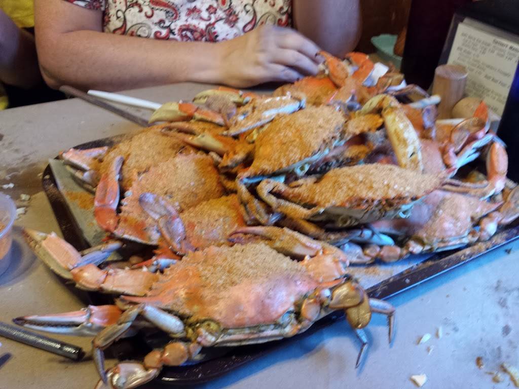 Lowrys Crab Shack | restaurant | 420 W Colonial Hwy, Hamilton, VA 20158, USA | 5403382348 OR +1 540-338-2348