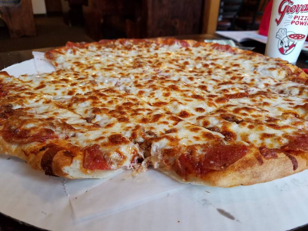 Giovannis Pizza | restaurant | 10848 OH-139, Minford, OH 45653, USA | 7408203600 OR +1 740-820-3600