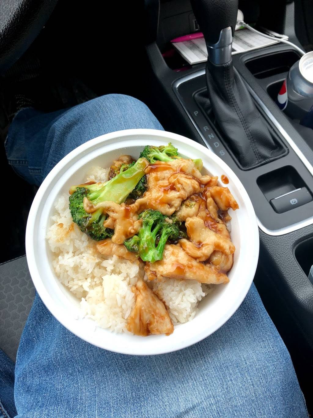 Lams Kitchen | restaurant | 1800 Western Ave, Albany, NY 12203, USA | 5188694413 OR +1 518-869-4413