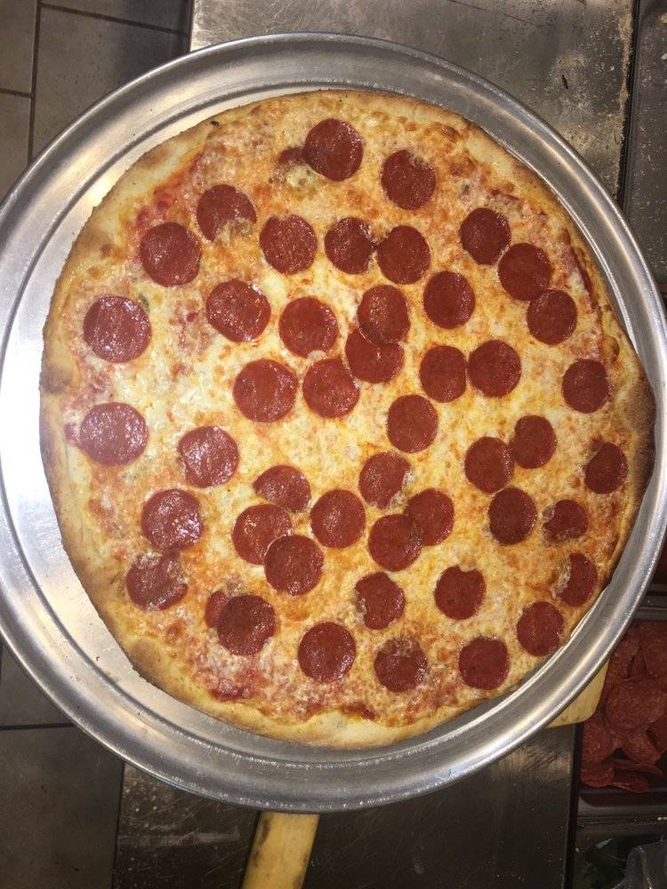 Santi Pizza | restaurant | 308 N Forklanding Rd, Maple Shade Township, NJ 08052, USA | 8564820131 OR +1 856-482-0131