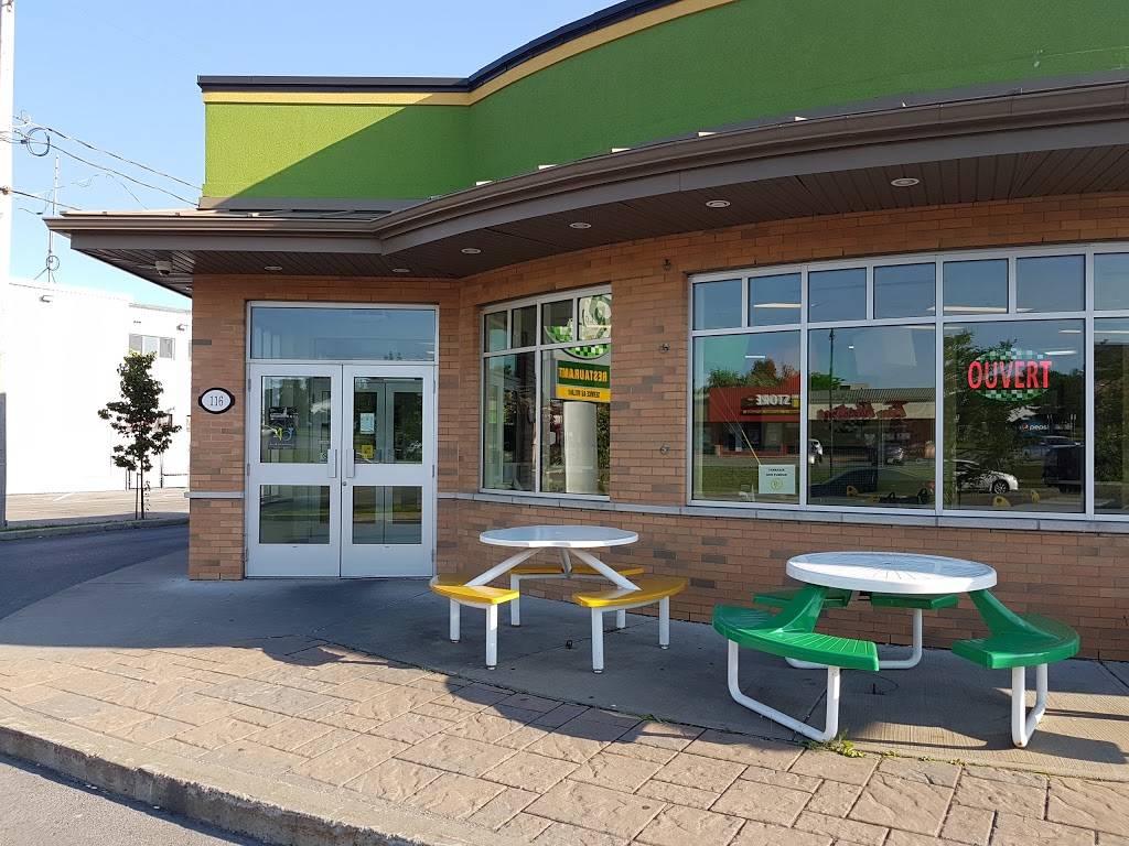 Restaurant Lafleur | restaurant | 116 Boulevard Industriel, Repentigny, QC J6A 4X7, Canada | 4506560005 OR +1 450-656-0005