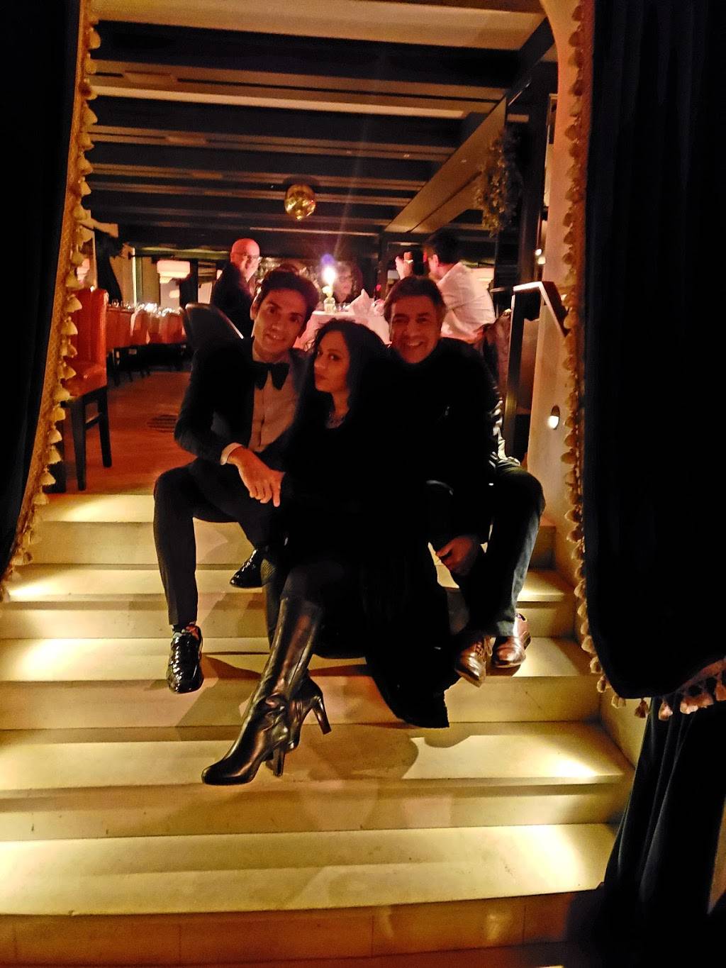 Omar at Vaucluse | restaurant | 100 E 63rd St, New York, NY 10065, USA | 6468692300 OR +1 646-869-2300