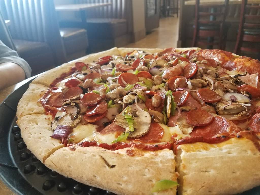 Michaels New York Style Pizza | meal delivery | 2300 W Alpine Ave, Stockton, CA 95204, USA | 2094626668 OR +1 209-462-6668