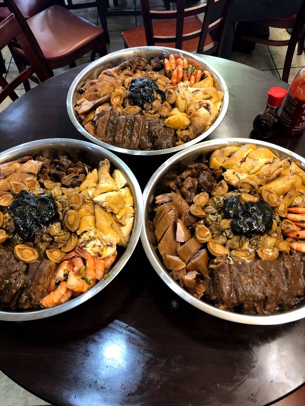 Sing Wang BBQ & Seafood Restaurant | restaurant | 6824 Bustleton Ave, Philadelphia, PA 19149, USA | 2153316888 OR +1 215-331-6888