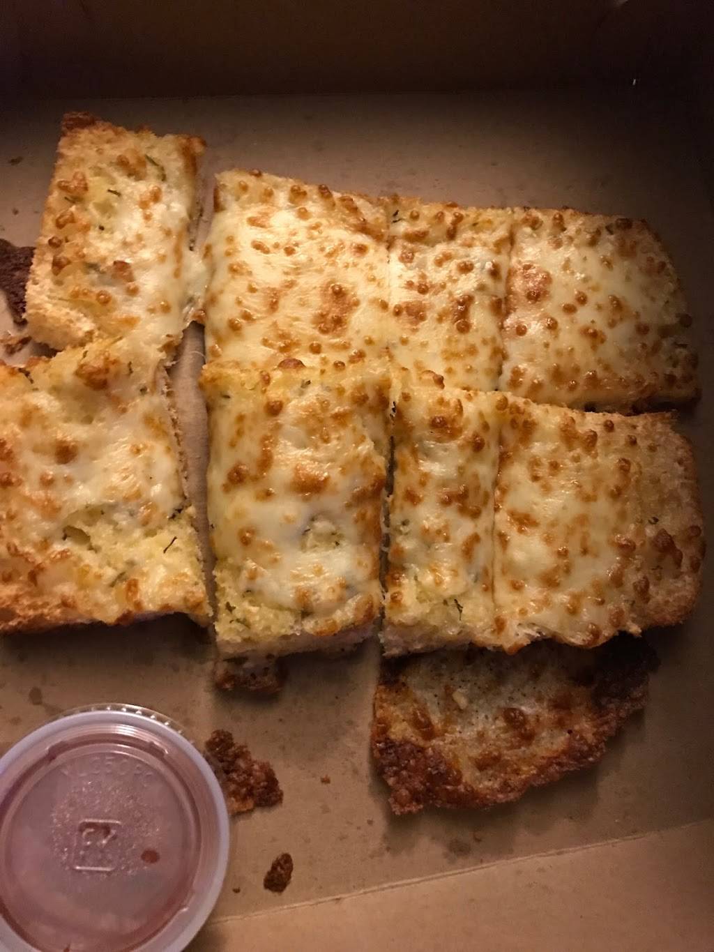 Paynes Pizza & More | restaurant | 400 W Central Ave, Delaware, OH 43015, USA | 7403639040 OR +1 740-363-9040