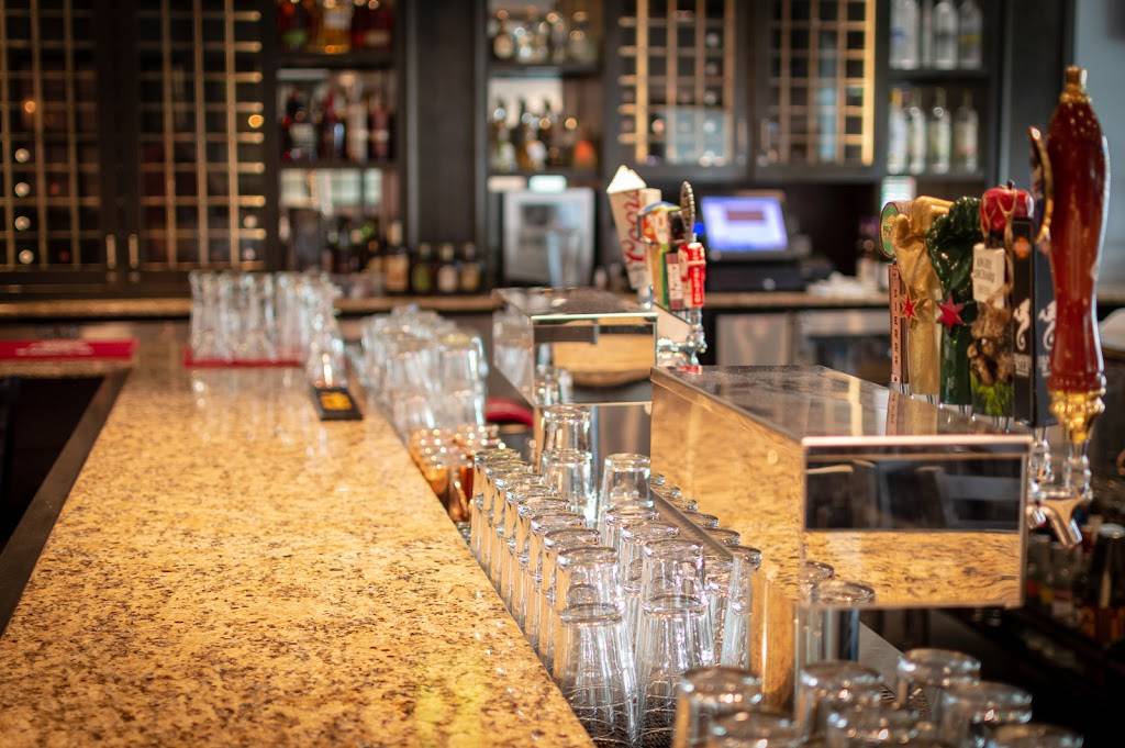 Rivers Eatery and Pub | restaurant | 4926 N River Rd, Schiller Park, IL 60176, USA | 8479162351 OR +1 847-916-2351