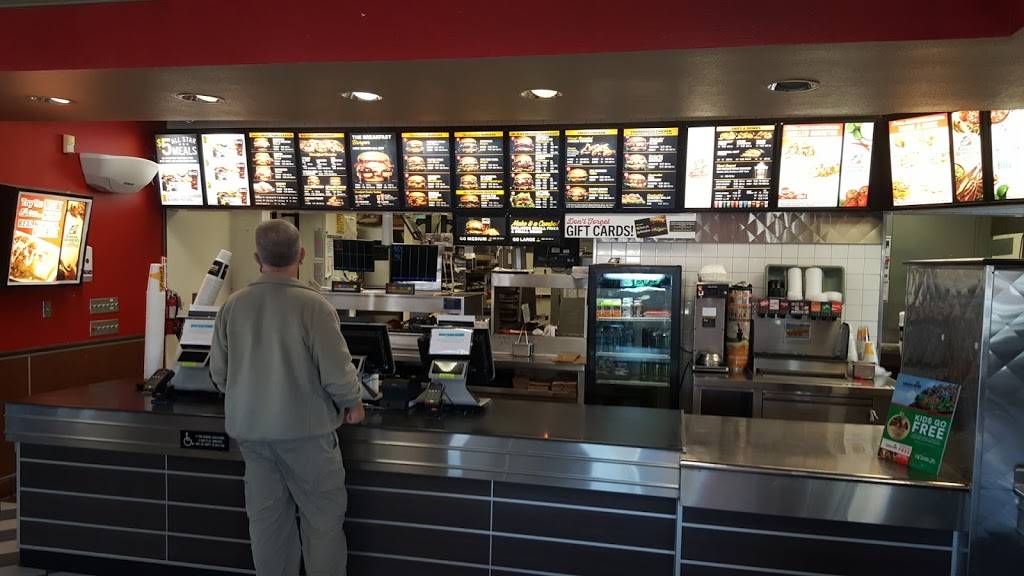 Carls JR | restaurant | 1752 Pacific Coast Hwy, Lomita, CA 90717, USA | 3103263036 OR +1 310-326-3036