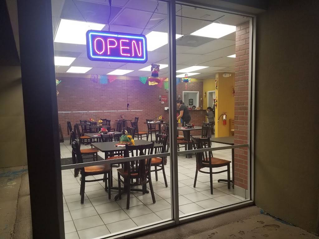 Torres Mochas | restaurant | 1995 Lamar Ave, Paris, TX 75460, USA | 9034015033 OR +1 903-401-5033