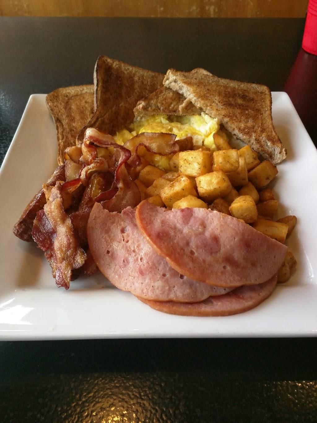 Mainstreet Landing | restaurant | 1939 Lakehurst Rd, Buckhorn, ON K0L 1J0, Canada | 7056579094 OR +1 705-657-9094