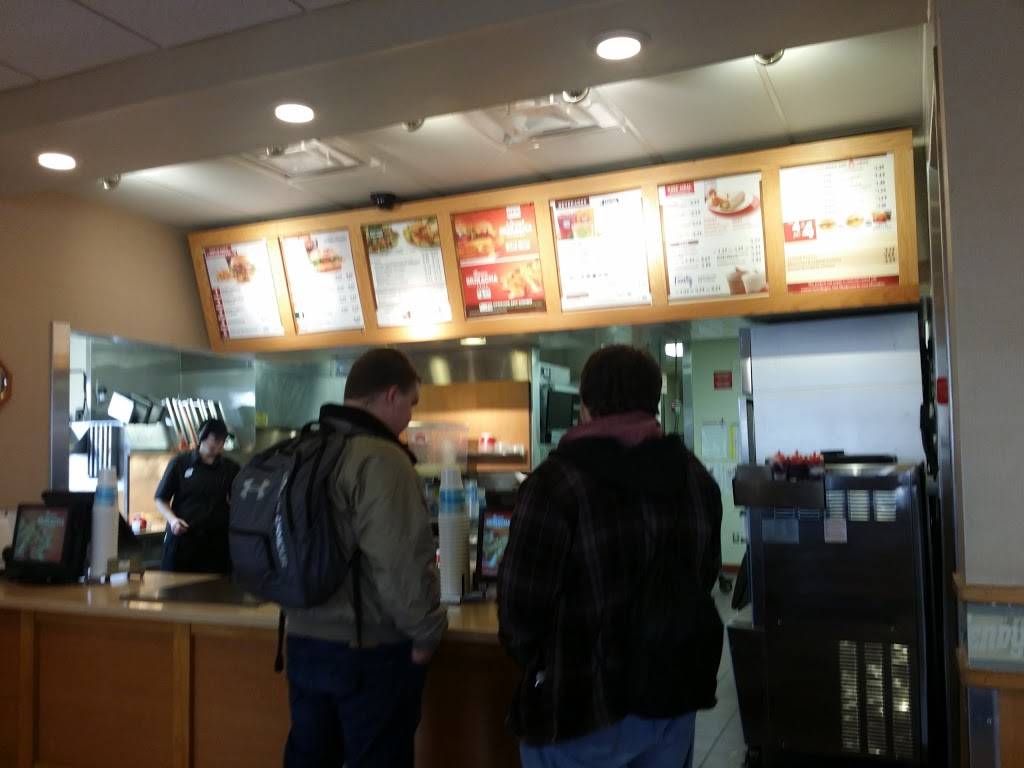 Wendys | restaurant | 3220 Dayton Xenia Rd, Beavercreek, OH 45434, USA | 9374122170 OR +1 937-412-2170