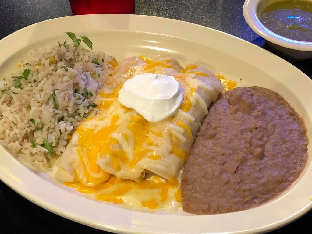 Lakewoods First & 10 | restaurant | 6465 E Mockingbird Ln #316, Dallas, TX 75214, USA | 2148260110 OR +1 214-826-0110