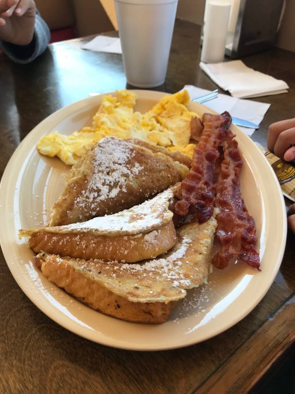 Krazy Greek Burgers | restaurant | 10501 Hole Ave, Riverside, CA 92505, USA | 9516872040 OR +1 951-687-2040