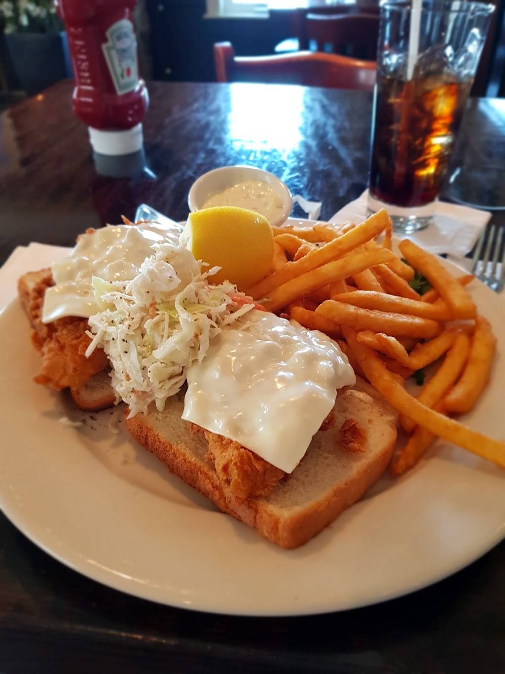 Donahues Madison Beach Grille | restaurant | 1320 Boston Post Rd, Madison, CT 06443, USA | 2033188362 OR +1 203-318-8362