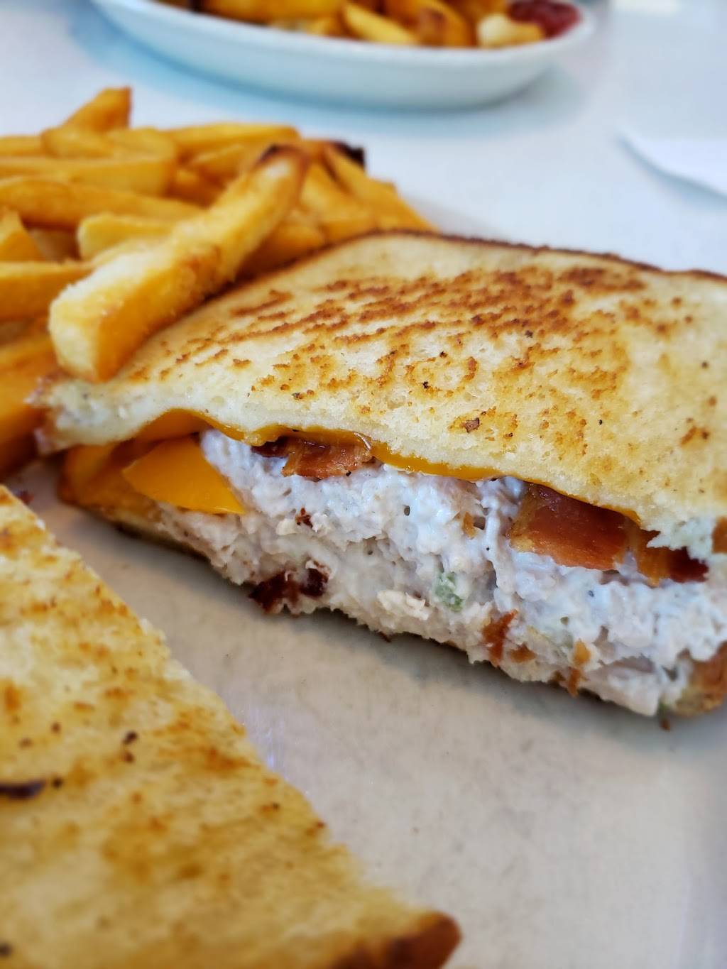 Jays Diner | restaurant | 2612 W Henrietta Rd, Rochester, NY 14623, USA | 5854243710 OR +1 585-424-3710