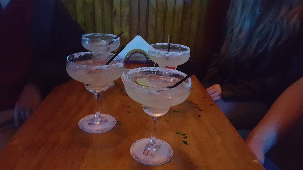 GUARILAQUES Bar And Grill | restaurant | 239 Kearny Ave, Kearny, NJ 07032, USA | 2014281586 OR +1 201-428-1586